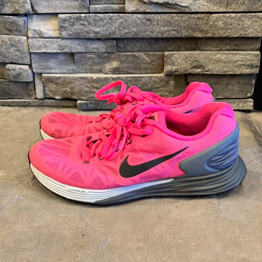 Nike Lunarglide 6- women’s size 6.5 running shoe